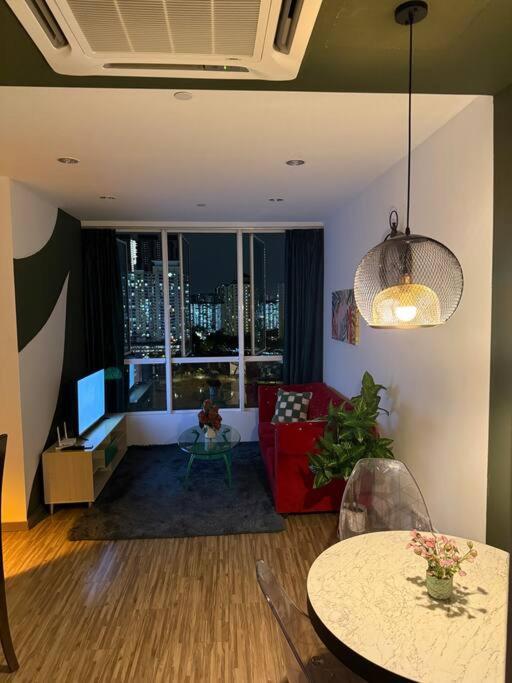 Apartment #breathtaking#zetaparkmall#klcc#honeymoon#2p#118 Kuala Lumpur